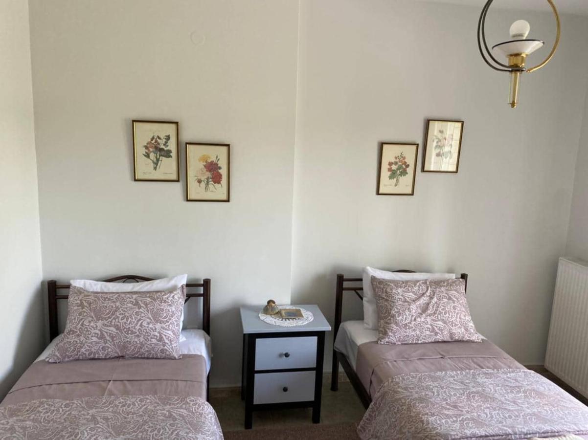 Polys Apartment And Paraskevi Studio With View Ptolemaida Zewnętrze zdjęcie