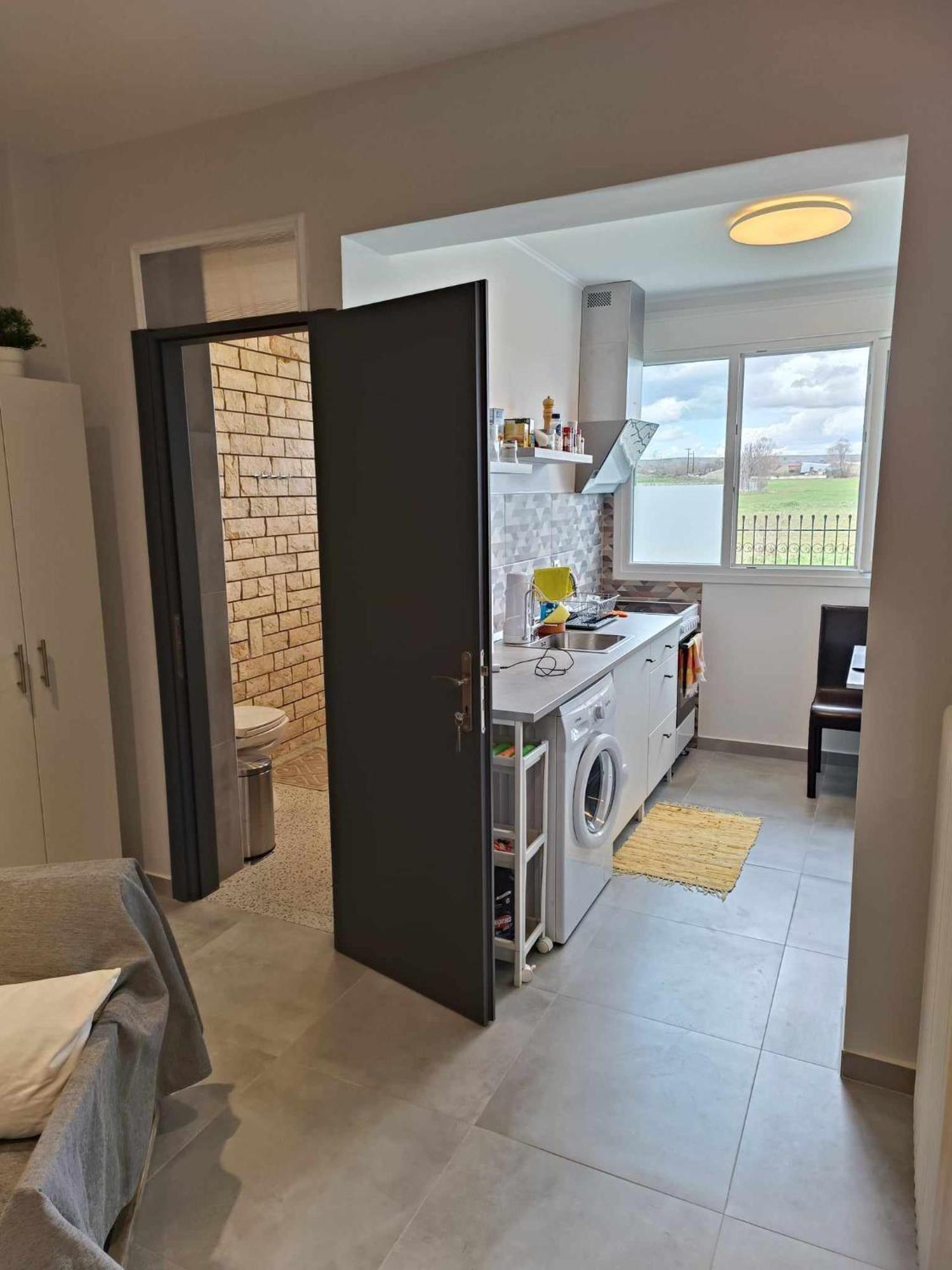 Polys Apartment And Paraskevi Studio With View Ptolemaida Zewnętrze zdjęcie