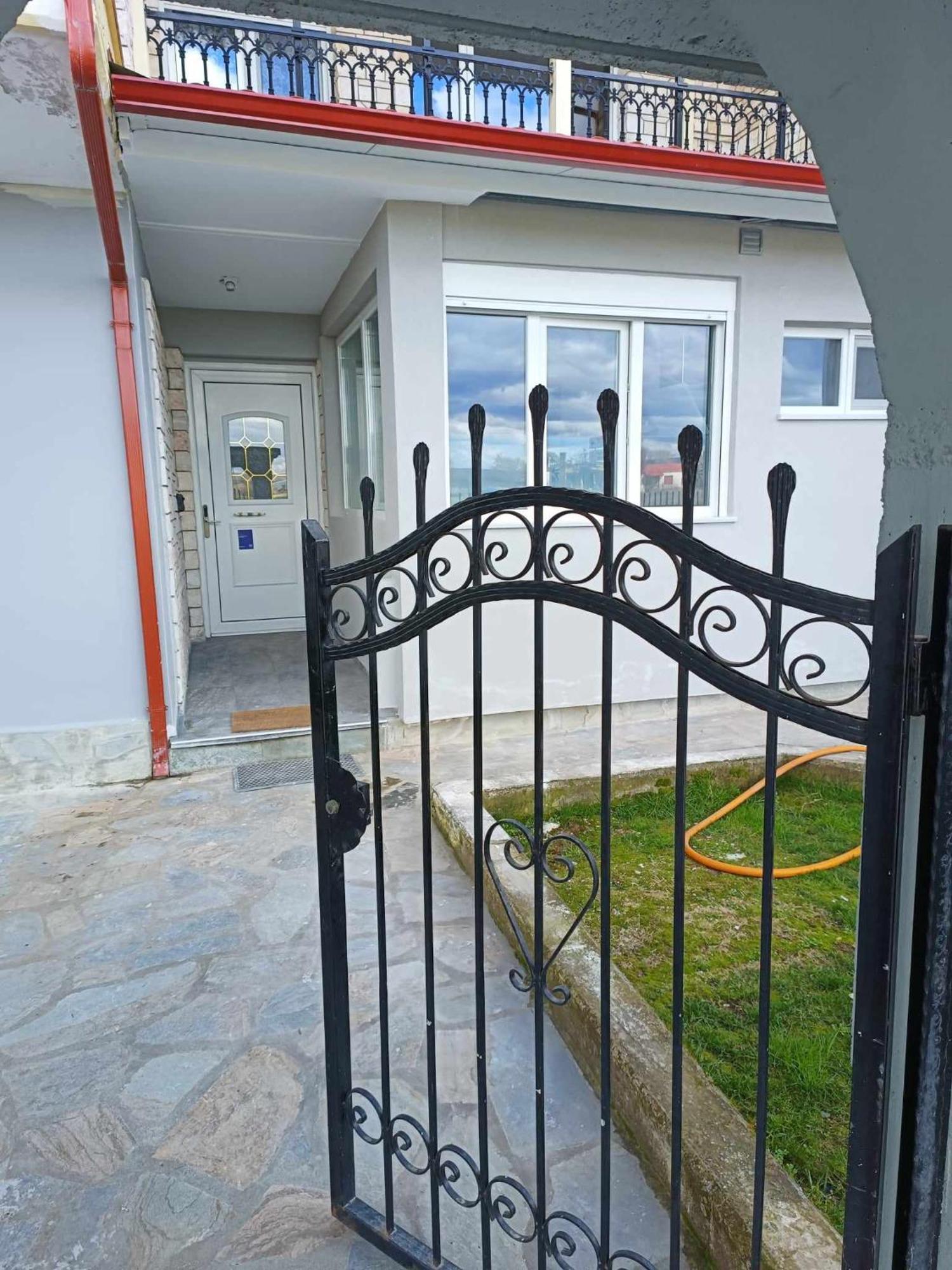 Polys Apartment And Paraskevi Studio With View Ptolemaida Zewnętrze zdjęcie